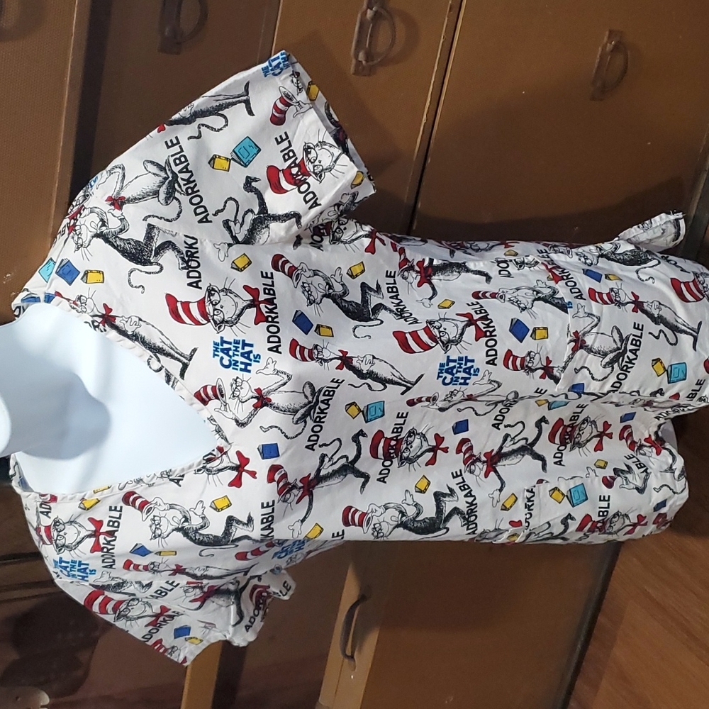 DR SEUSS scrub.     #4083